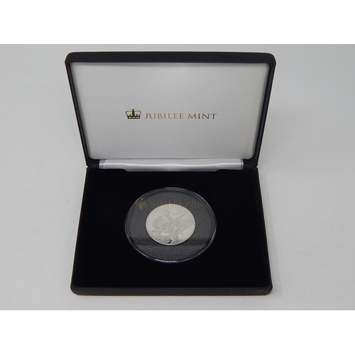 325 - The 70th Anniversary of D-Day Silver Proof Piedfort £5 Coin in presentation case with certificate