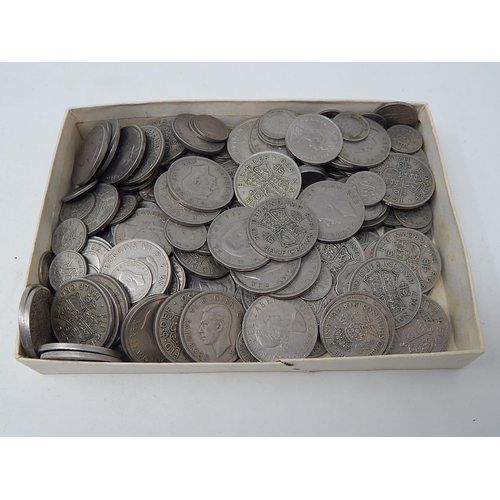 328 - Post 1947 Half Crowns. Shillings & Sixpences. weight 1.6kg