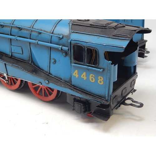 813 - Large Tin Plate Model of the Train 