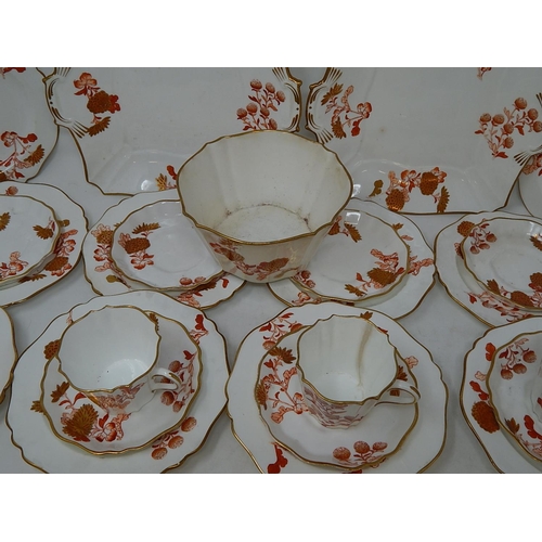 334 - A Quantity of 19th Century Wedgwood Japan Pattern Tea Wares consisting: Four Tea Cups, Eight Saucers... 