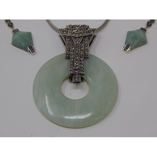 37 - French Art Deco Necklace with Jade coloured disc set with white stone mount on white metal chain tog... 