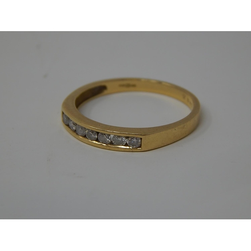 46 - 18ct Gold Ring set with 7 Diamonds 0.25ct. Ring Size O.