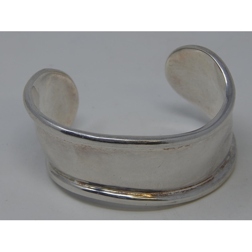 70 - TIFFANY & CO: Paloma Picasso Silver Bangle.