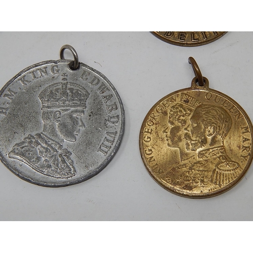 415 - Quantity of Victorian & Later Medals & Medallions