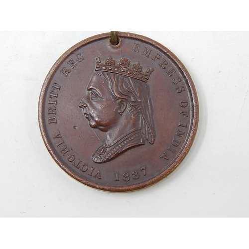 417 - Nelson Medallion together with a medallion commemorating the opening of the Clifton Suspension Bridg... 