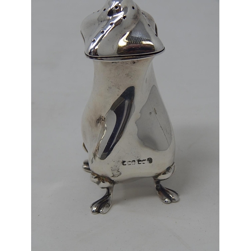 51 - Edwardian 3 Piece Silver Cruet Set. Hallmarked Sheffield 1902 by J.H.P. Silver weight 217g