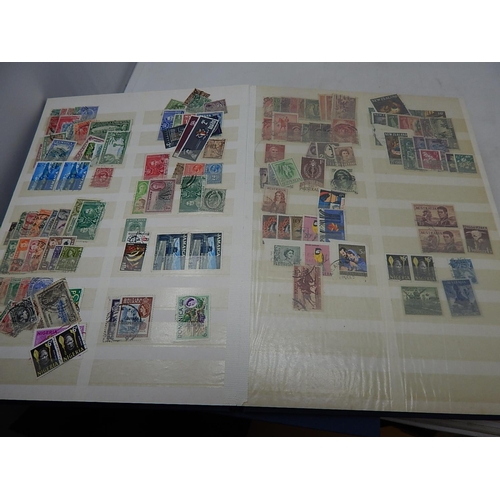 505 - Collection of GB & World Stamps in 3 Albums together with a Stanley Gibbons album of FDC, many bette... 