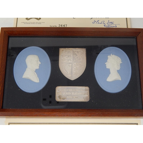 470 - 2 x Danbury Mint Commemorative Portrait Plaques With Silver Sheilds for QEII Silver Jubilee with Cer... 