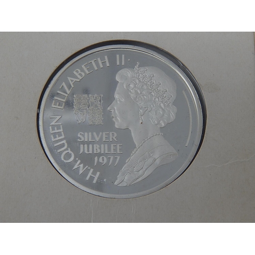 694 - 6 x Birmingham Mint Solid Silver Medals commemorating QEII Silver Jubilee: Each Medal Hallmarked Bir... 