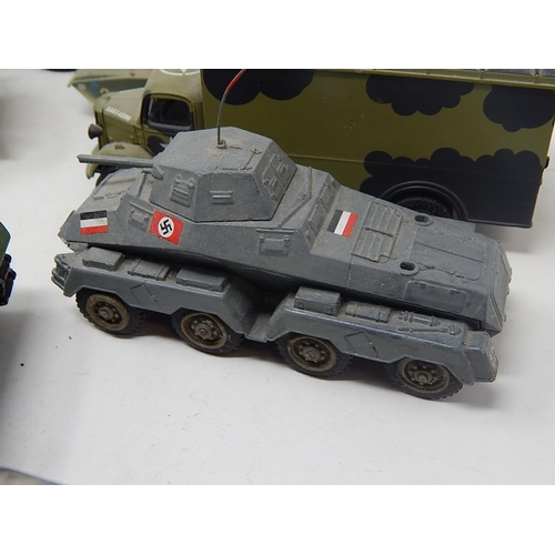 467 - CORGI & MECCANO Military models of tanks etc