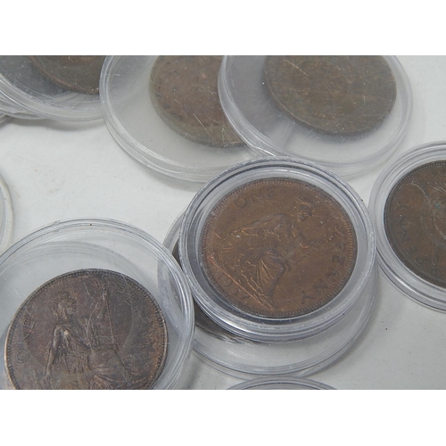 678 - COINS: Large selection of pennies etc