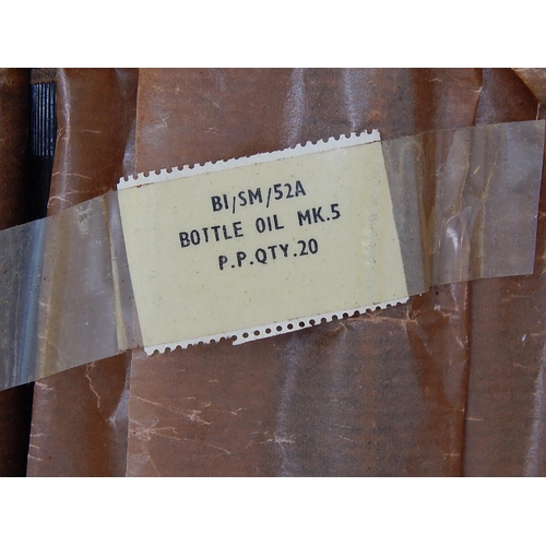 346 - 1x Box of Lee Enfield Rifle Oil Bottles.