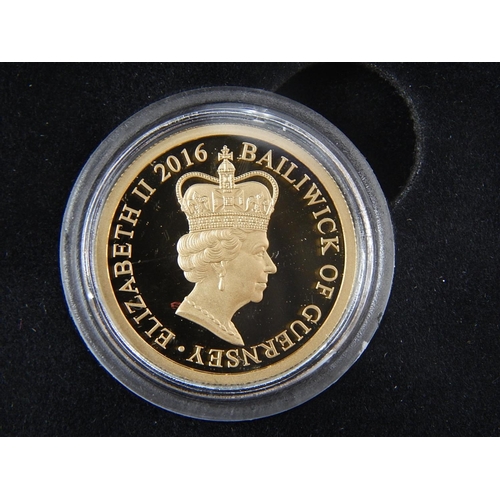 13 - 2016 Guernsey Sovereign size 22ct coin practically as struck