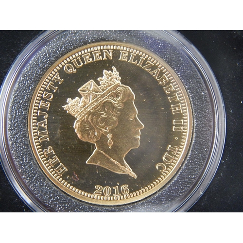 51 - Tristan da Cunha 22ct Gold Double Sovereign weight 16g