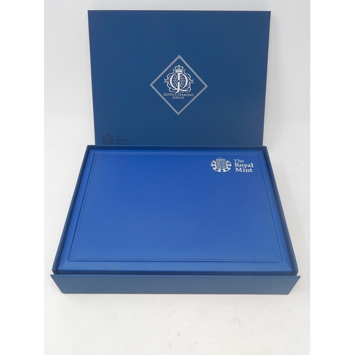 93 - 2012 Diamond Jubilee Silver Proof coin set number 1017 practically as struck in original box with CO... 