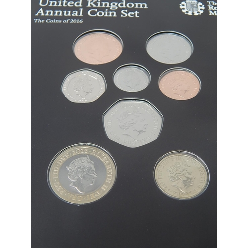 117 - 2016 Annual coin set (16 coins) Brilliant Uncirculated