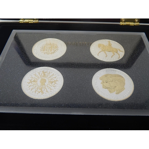 132 - QEII Traditional Gold Plated coin set 2013