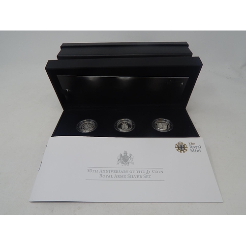 152 - 2013 Silver Proof 3 coin set 30th Anniversary of the Pound coin