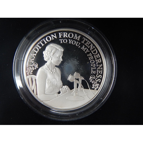 261 - 90th Birthday 4 coin Silver Proof Set and £20 coin practically as struck in original cases of issue ... 