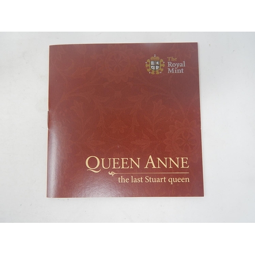 274 - 2014 300th Anniversary Death of Queen Anne £5 gold plated coin