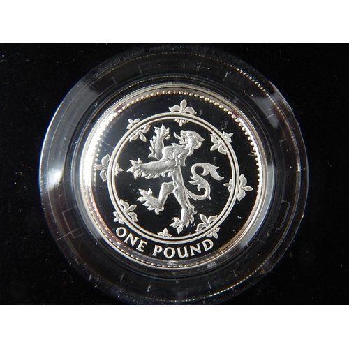 319 - Crown 1996; 50p 1998 Piedfort; £5 1997 and £1 1999 Piedfort