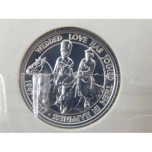 37 - Royal Mint Platinum Wedding Anniversary 2017 £20 Fine Silver coin