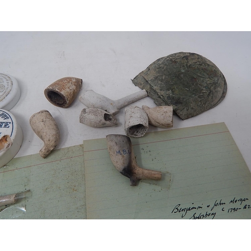 533 - Archaeology Dig Finds: Pipe Heads & Stems: Pot Lids etc