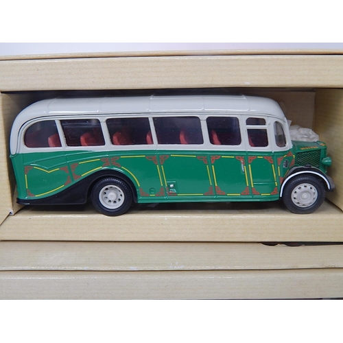 556 - Collection of 9 Cast Metal Buses & Coaches