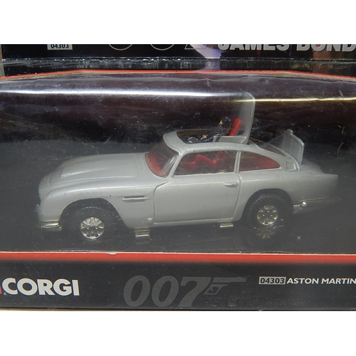 557 - JAMES BOND: 7 x Vintage Corgi 007 Cast Metal Vehicles from the Films: All Boxed