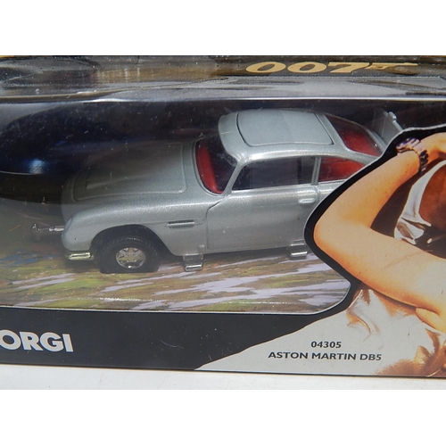 557 - JAMES BOND: 7 x Vintage Corgi 007 Cast Metal Vehicles from the Films: All Boxed