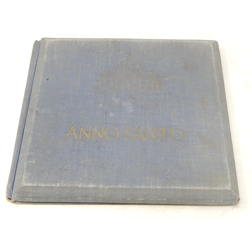 594 - ANNO SANTO: 1950 Complete with Original Steroscopic Viewer & complete set of 30 Viewing Slides.