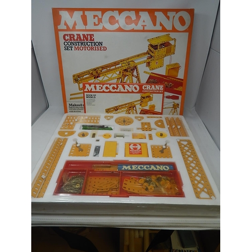 528A - MECCANO: 1978 Crane Construction Set: Motorised: BOXED: COMPLETE: UNOPENED.