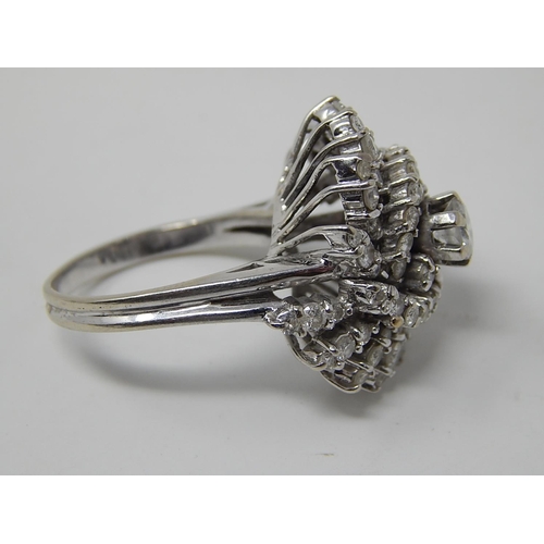 35 - 18ct White Gold Diamond Ring Inset with 2.5ct of Diamonds. The Diamonds of Excellent Colour & Clarit... 