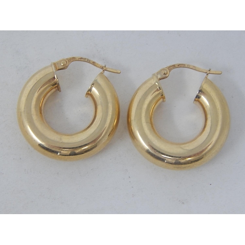 48 - 18ct Yellow Gold hoop earrings