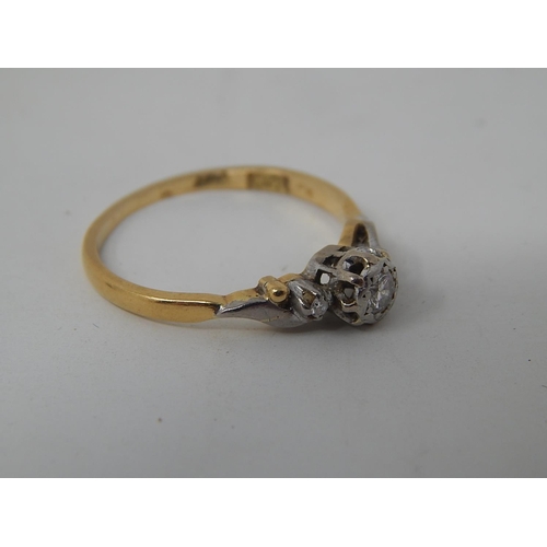 49 - 18ct Yellow gold & platinum diamond ring. Centre round brilliant cut Diamond S1 clarity G/H colour w... 