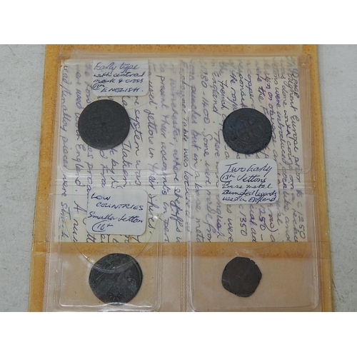 110 - Vintage coin wallet containing a collection of 12 x Reckoning Counters 1609-1667