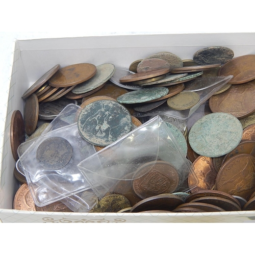 284 - Box of misc coins