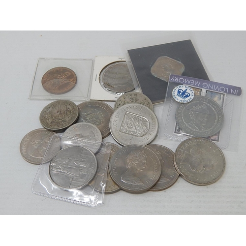 464 - Modern Crowns; Halfcrowns; 2 x Five Pound coins, etc generally Very fine to Extremely Fine