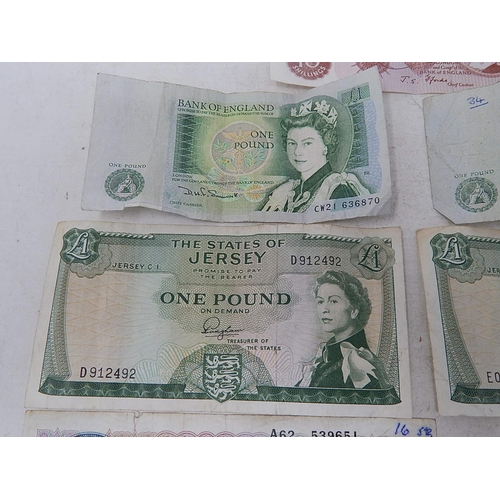 153 - Banknotes:  Early O'Brien Lion & Key £5 note; Gill £5 note; 2 x vintage £1 note; 10 Shilling note & ... 