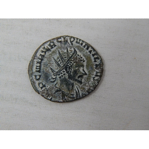 171 - Roman radiates: Quintillus AD 270; Claudius AD 268-270; Silver Radiate of Gallienus AD253-268 joint ... 