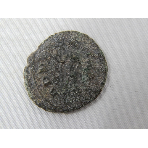 171 - Roman radiates: Quintillus AD 270; Claudius AD 268-270; Silver Radiate of Gallienus AD253-268 joint ... 