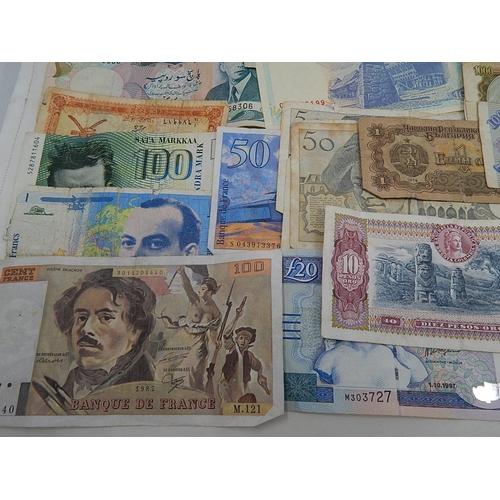 92 - Large Quantity of World Banknotes.