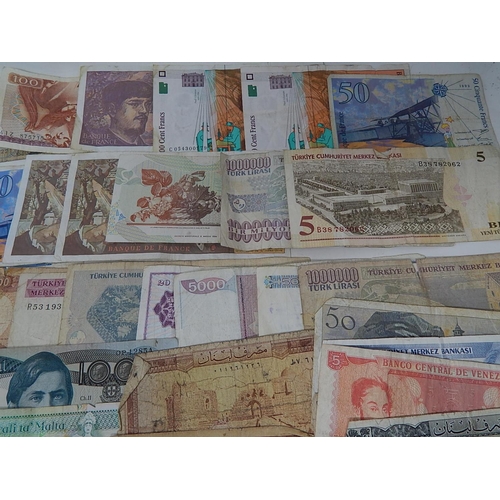 92 - Large Quantity of World Banknotes.