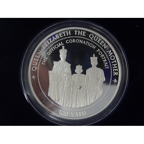 48 - Vanuatu Lady of the Century .999 Silver Proof 100 Vatu weight 155.5g about as struck, cased with COA