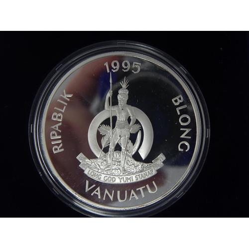 48 - Vanuatu Lady of the Century .999 Silver Proof 100 Vatu weight 155.5g about as struck, cased with COA