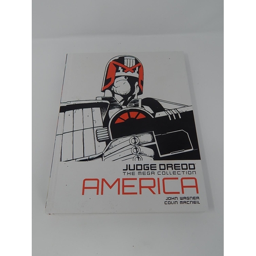 422 - Judge Dredd: The Mega Collection 