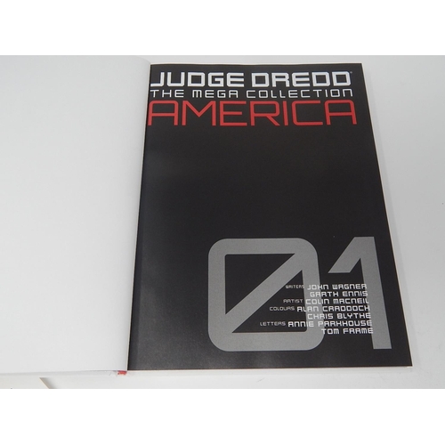 422 - Judge Dredd: The Mega Collection 