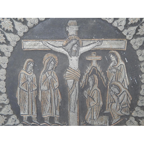 162 - Large Wall Charger depicting The Crucifixion: Measures 48.5cm Diameter.