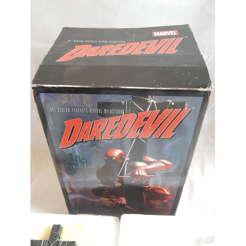 184 - Large Marvel Comics Daredevil Statue 88/2500 by Sculptor Eli Livingston with COA in Original Packagi... 