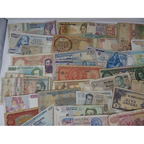 102 - Large Quantity of World Banknotes from a private collection.